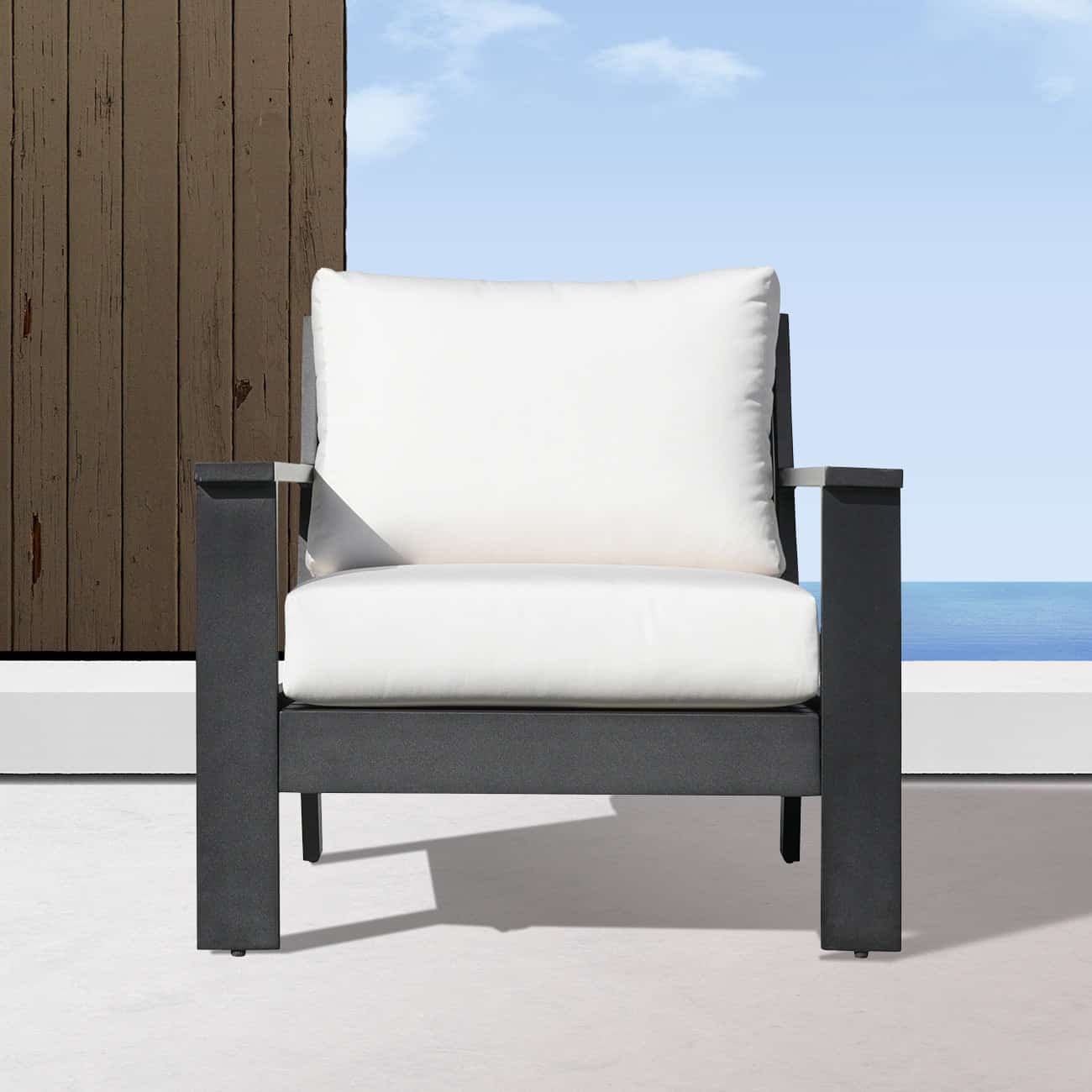 Magnolia Chair w/ Sunbrella® Cushions
