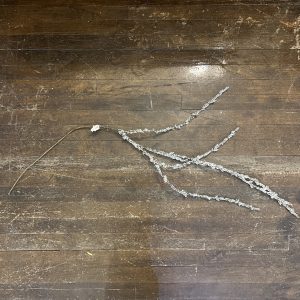 Twig w/ Ice Weeping Spray 48"