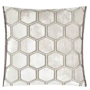 Manipur Oyster Pillow