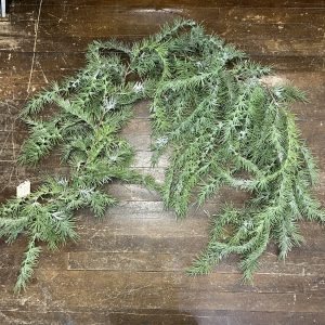 Weeping Pine Garland w/ Snow 6'